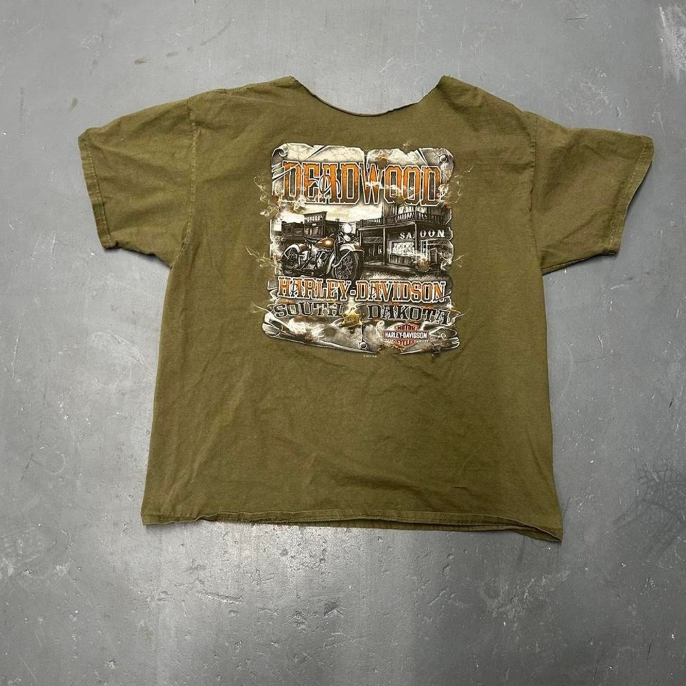 Vintage y2k Harley Davidson olive green double sided chopped neck tshirt